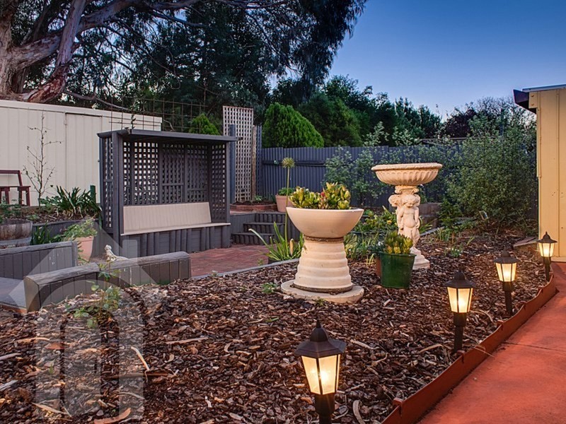 17 Rosemary Terrace, Morphett Vale SA 5162