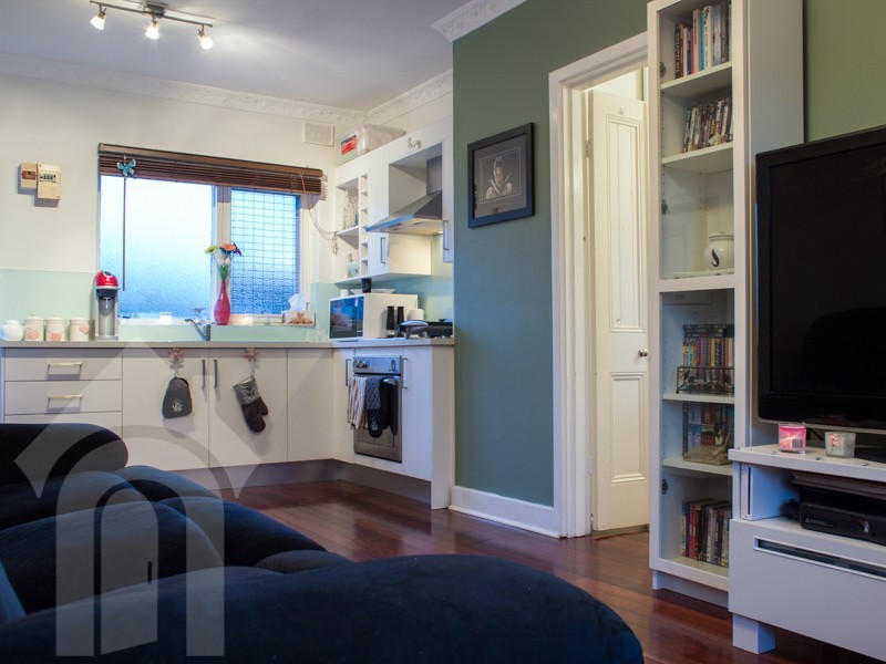 1/8a Jervois Street, Glenelg North SA 5045