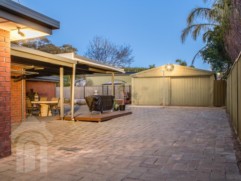 4 Polo Court, Woodcroft SA 5162