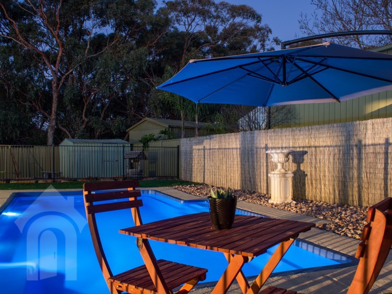 4 Polo Court, Woodcroft SA 5162