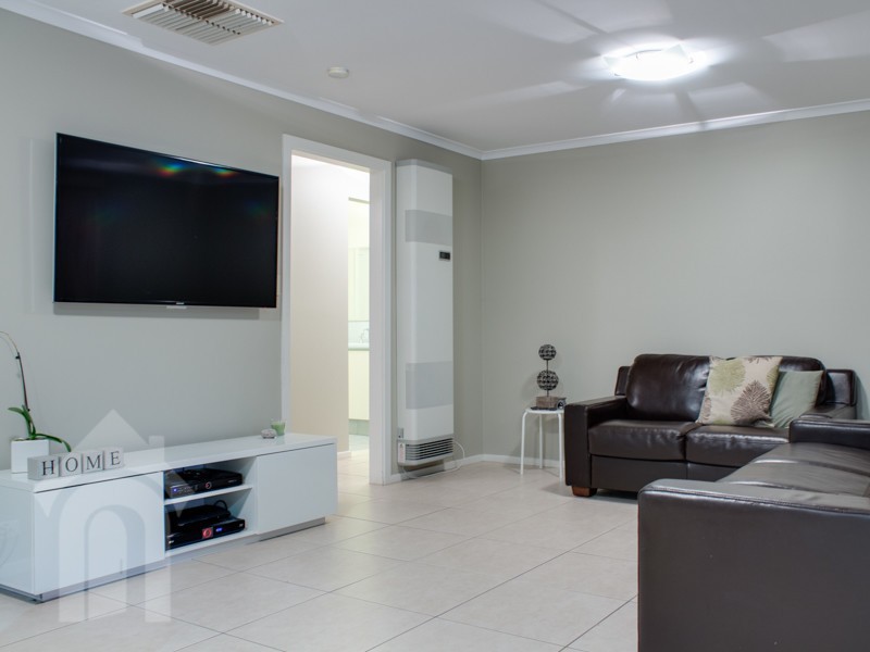 4 Polo Court, Woodcroft SA 5162