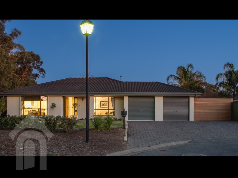 4 Polo Court, Woodcroft SA 5162