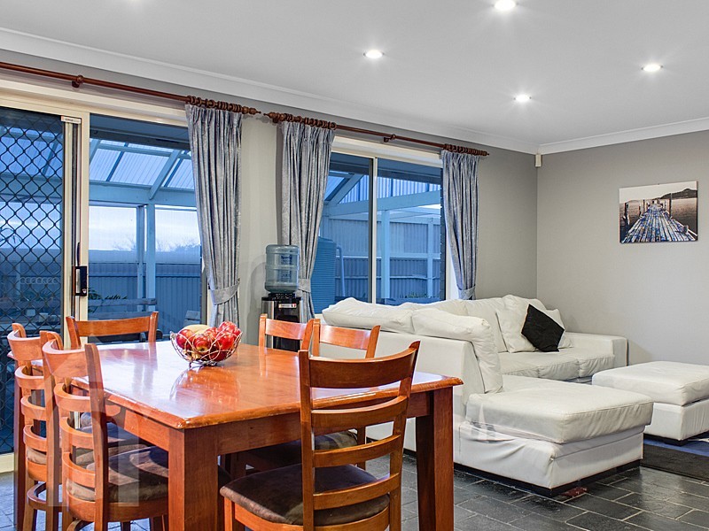 22 Windlass Square, Seaford Rise SA 5169