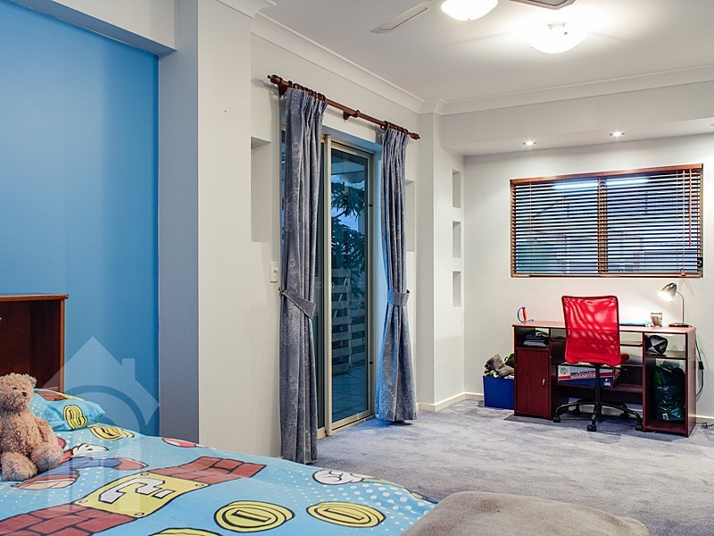 22 Windlass Square, Seaford Rise SA 5169