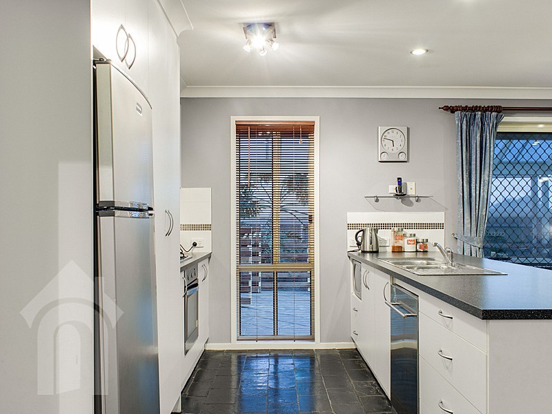 22 Windlass Square, Seaford Rise SA 5169