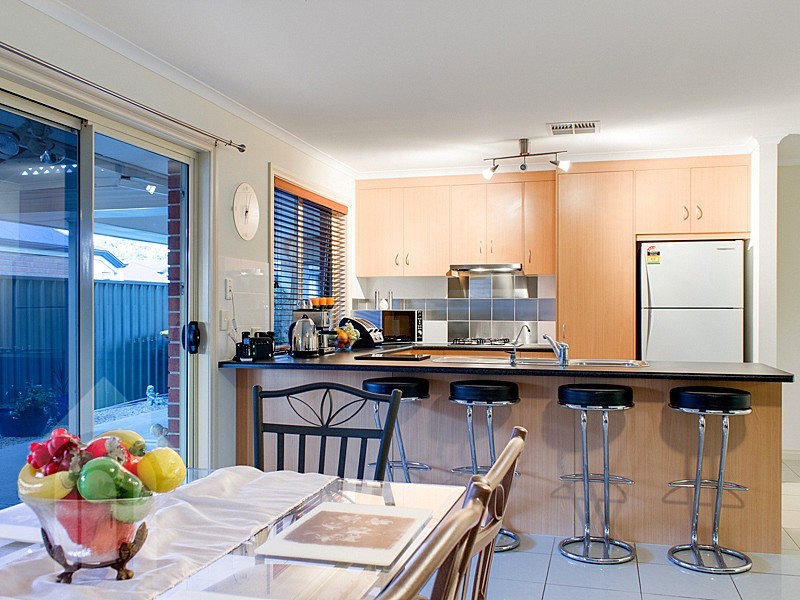 17 Erebus Circuit, Morphett Vale SA 5162