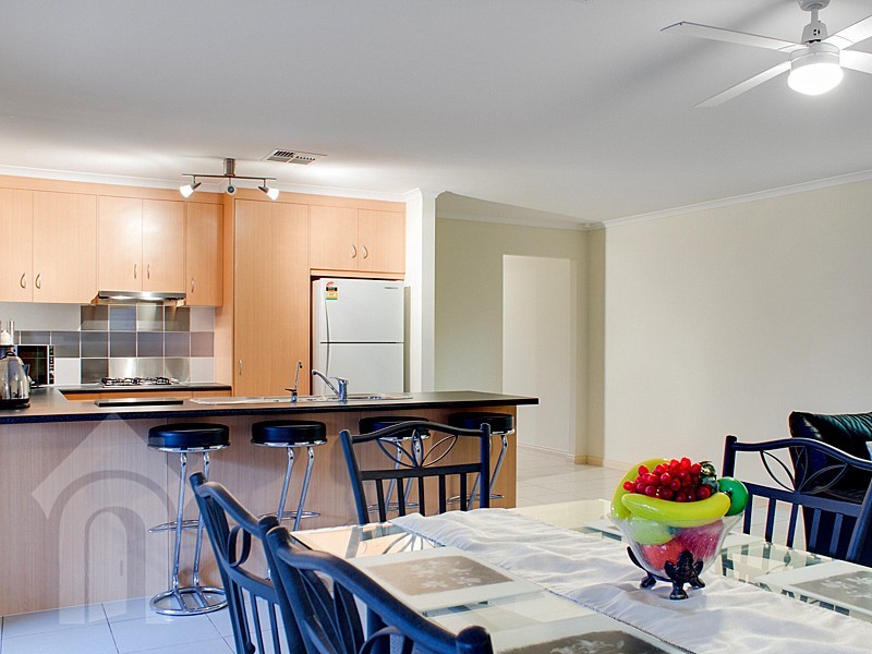17 Erebus Circuit, Morphett Vale SA 5162