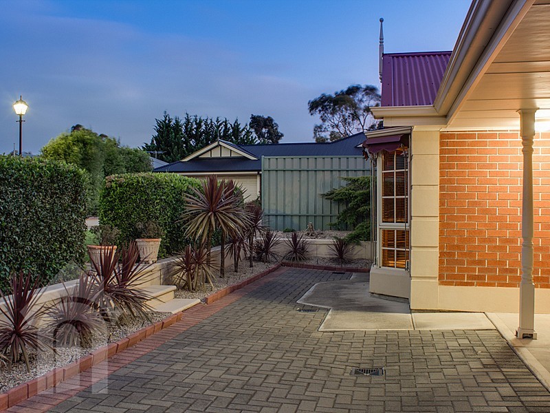 17 Erebus Circuit, Morphett Vale SA 5162