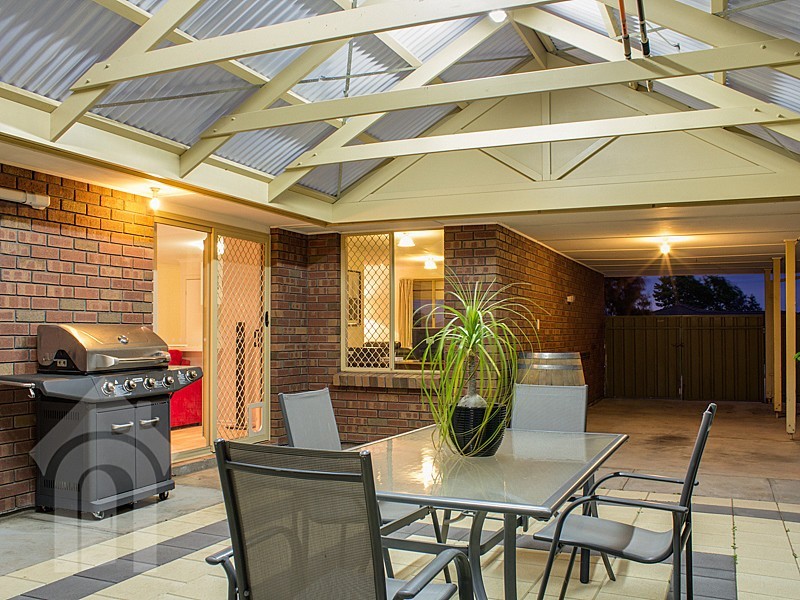 73 Emmerson Drive, Morphett Vale SA 5162