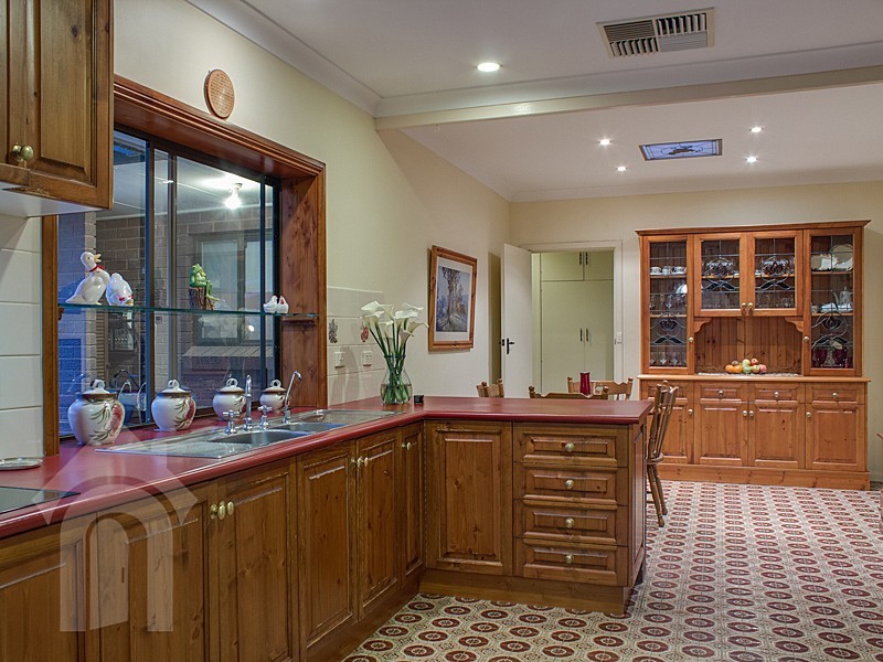 17 Coxs Hill Road, Onkaparinga Hills SA 5163