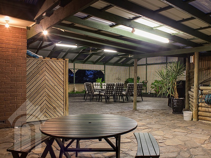 17 Coxs Hill Road, Onkaparinga Hills SA 5163