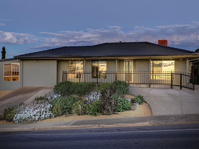 186 The Cove Road, Hallett Cove SA 5158