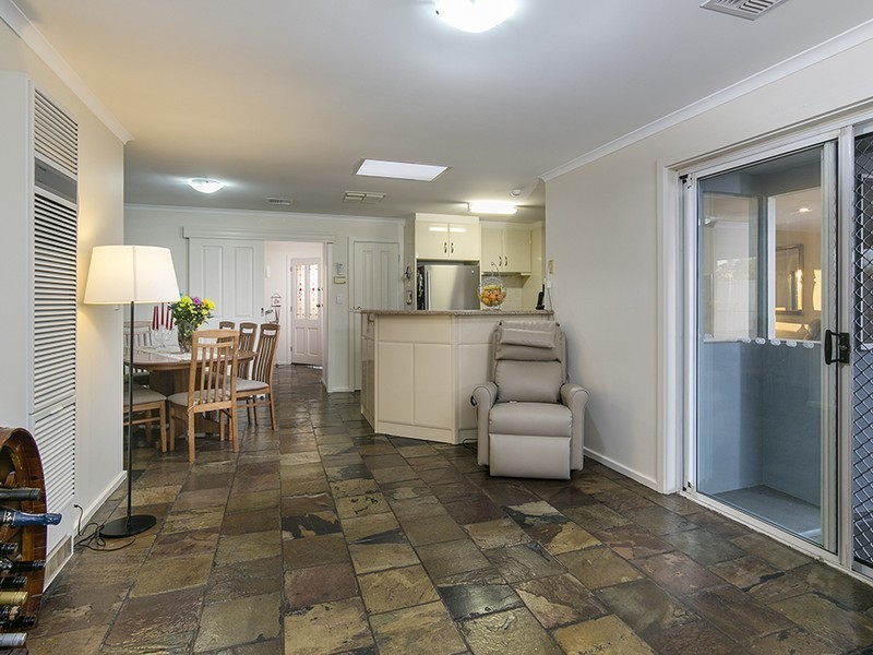 186 The Cove Road, Hallett Cove SA 5158