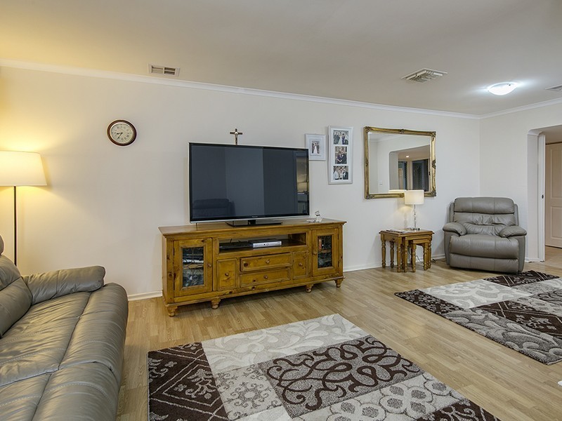 186 The Cove Road, Hallett Cove SA 5158