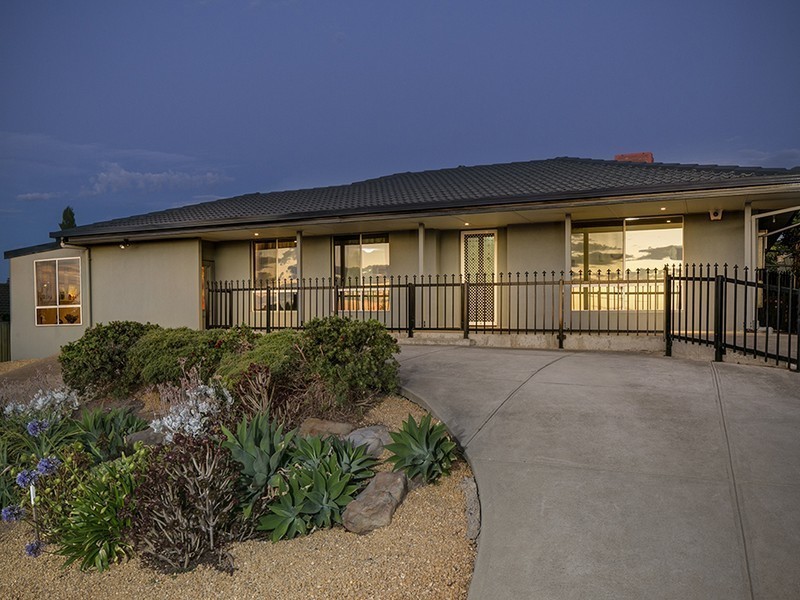 186 The Cove Road, Hallett Cove SA 5158