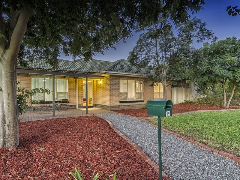 19 Roger Road, Morphett Vale SA 5162