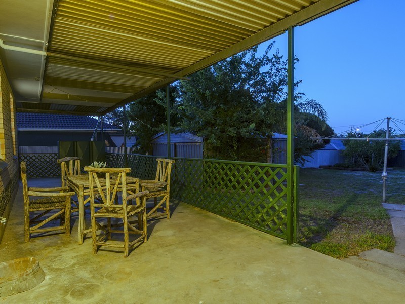 19 Roger Road, Morphett Vale SA 5162