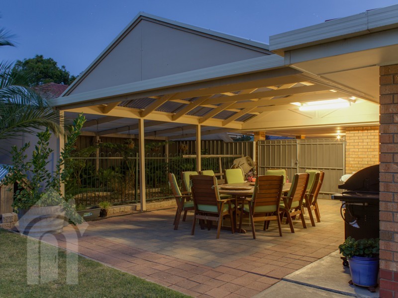 19 Peony Crescent, Morphett Vale SA 5162