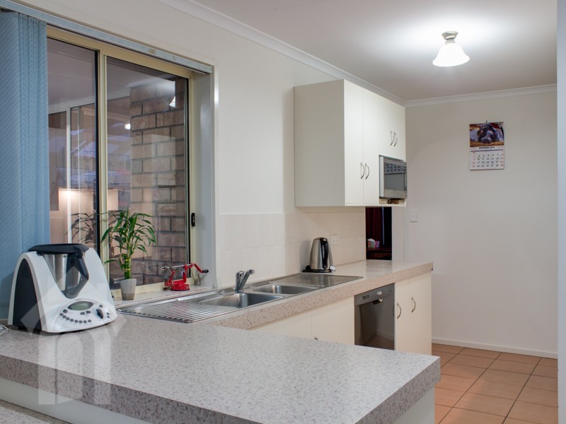 19 Peony Crescent, Morphett Vale SA 5162