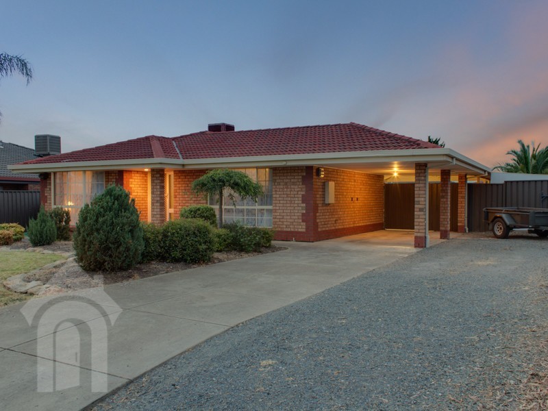 19 Peony Crescent, Morphett Vale SA 5162