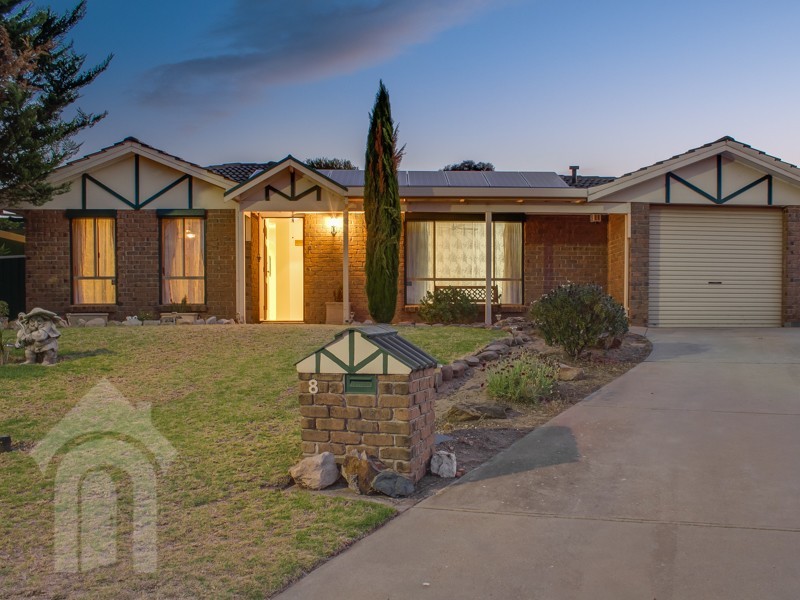 8 Leslie Court, Morphett Vale SA 5162