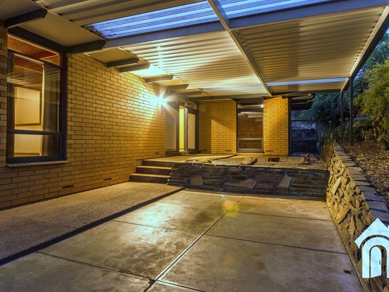 9 Shelley Avenue, Happy Valley SA 5159