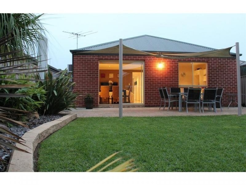 23 Tina Way, Morphett Vale SA 5162