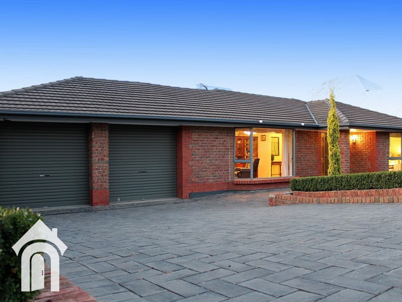 9 Fredrick Drive, Woodcroft SA 5162