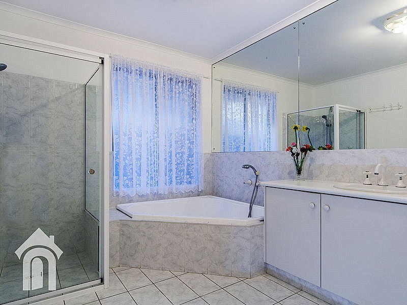 9 Fredrick Drive, Woodcroft SA 5162