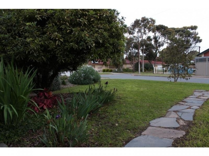 42 Powell Place, Morphett Vale SA 5162