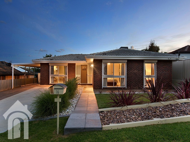 16 Holly Rise, Hackham West SA 5163
