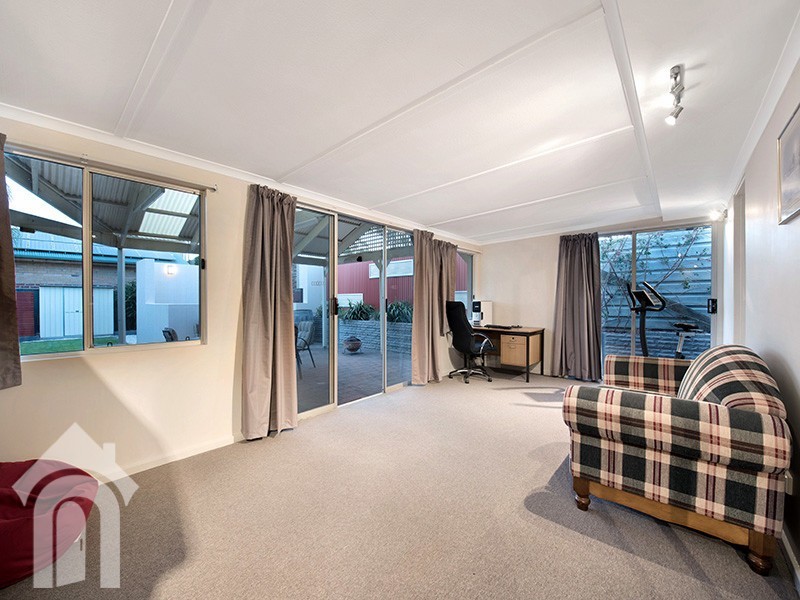 16 Holly Rise, Hackham West SA 5163