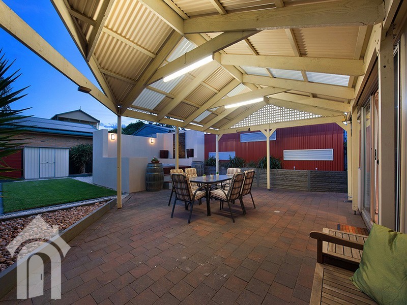16 Holly Rise, Hackham West SA 5163