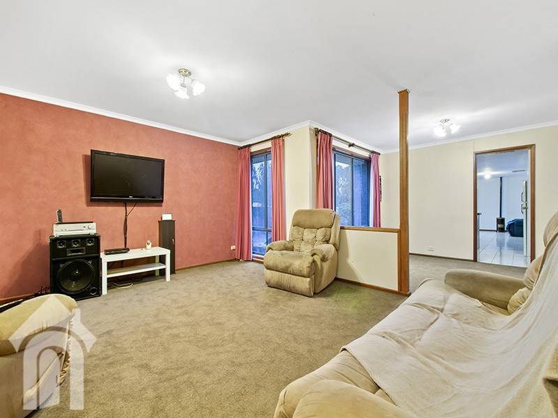 13 Houndsgate Court, Onkaparinga Hills SA 5163