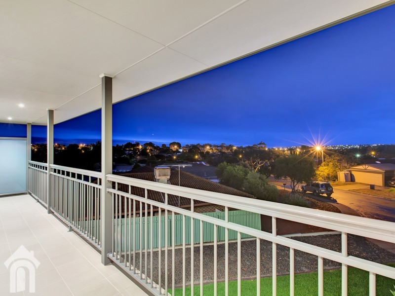 11 St Martins Court, Woodcroft SA 5162