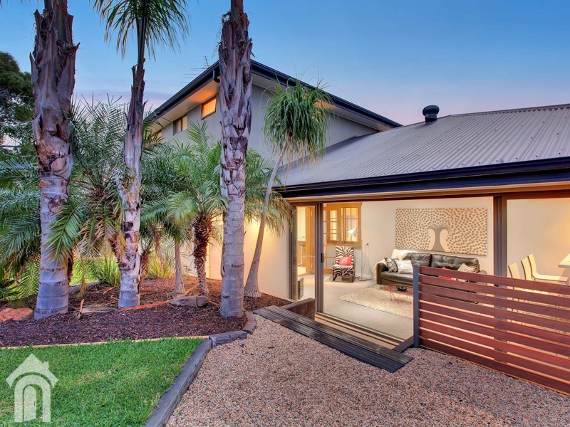 11 St Martins Court, Woodcroft SA 5162