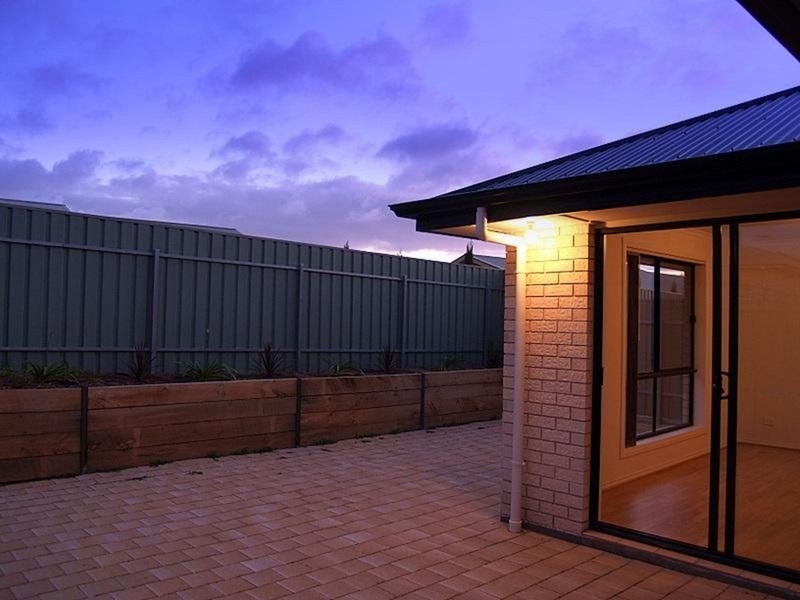 16 Mierisch Court, Morphett Vale SA 5162