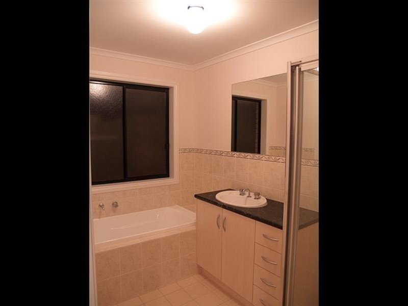 16 Mierisch Court, Morphett Vale SA 5162