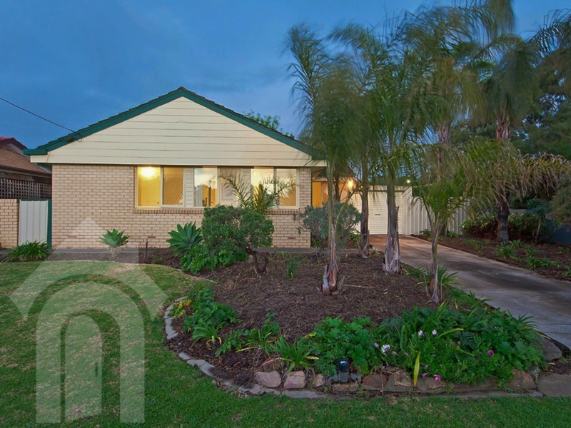 26 Mallett Avenue, Morphett Vale SA 5162