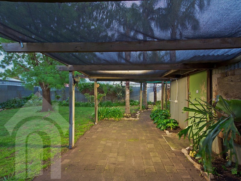 26 Mallett Avenue, Morphett Vale SA 5162