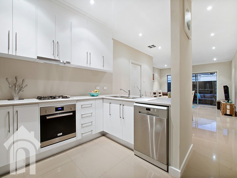 2a Robin Street, Port Noarlunga South SA 5167