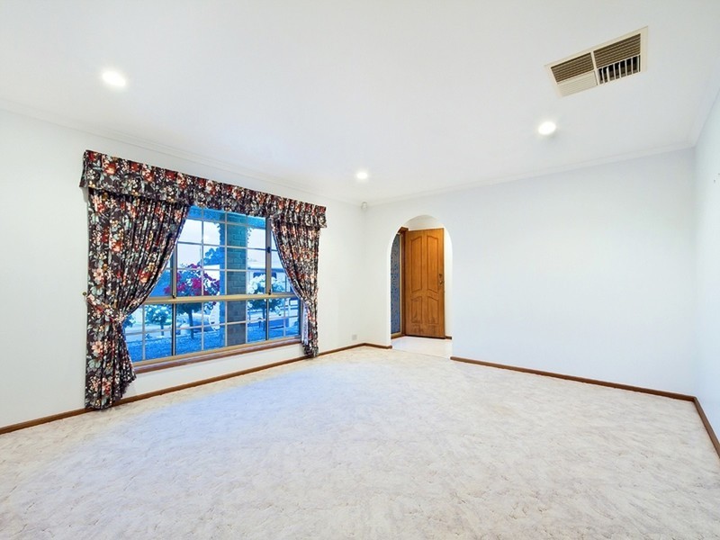 29 Jagger Crescent, Woodcroft SA 5162