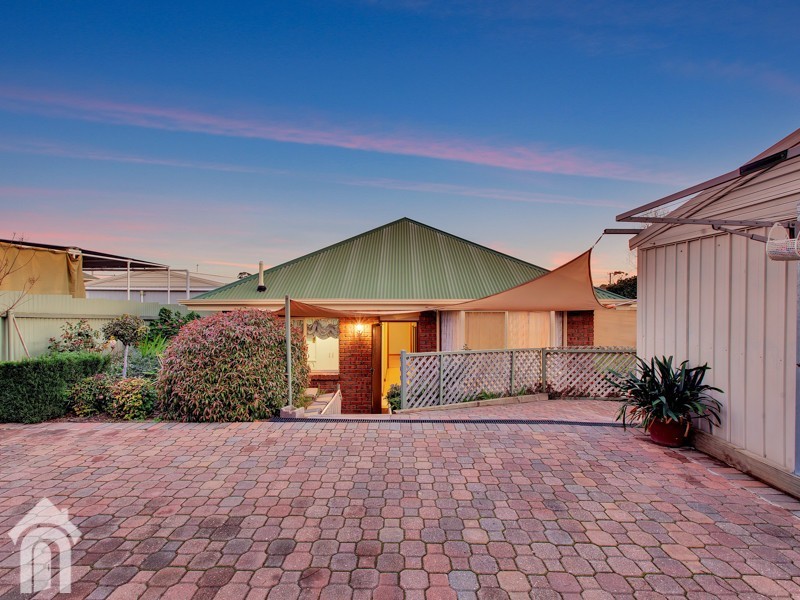 33B Clovelly Avenue, Christies Beach SA 5165