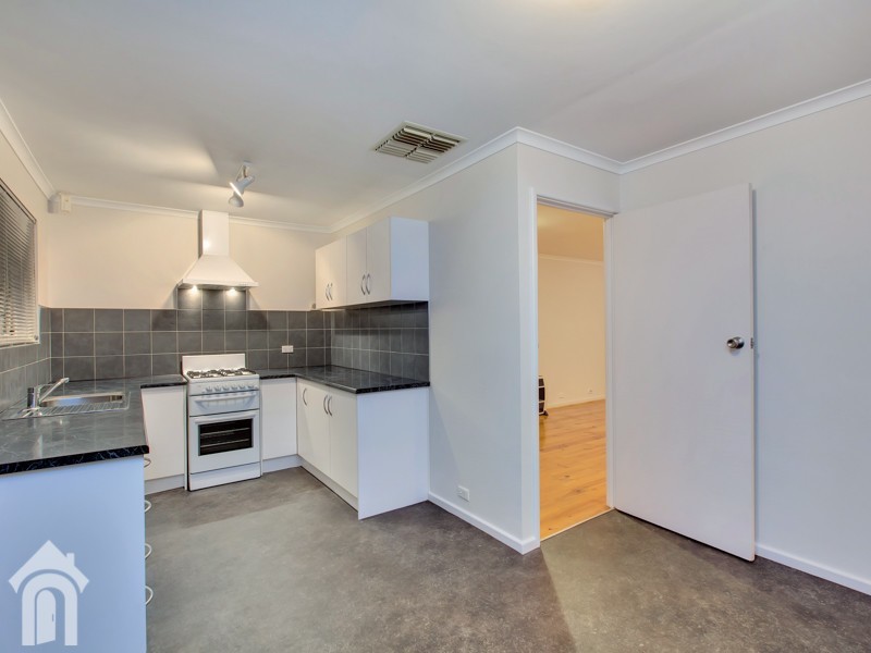 221 Reynell Road, Happy Valley SA 5159