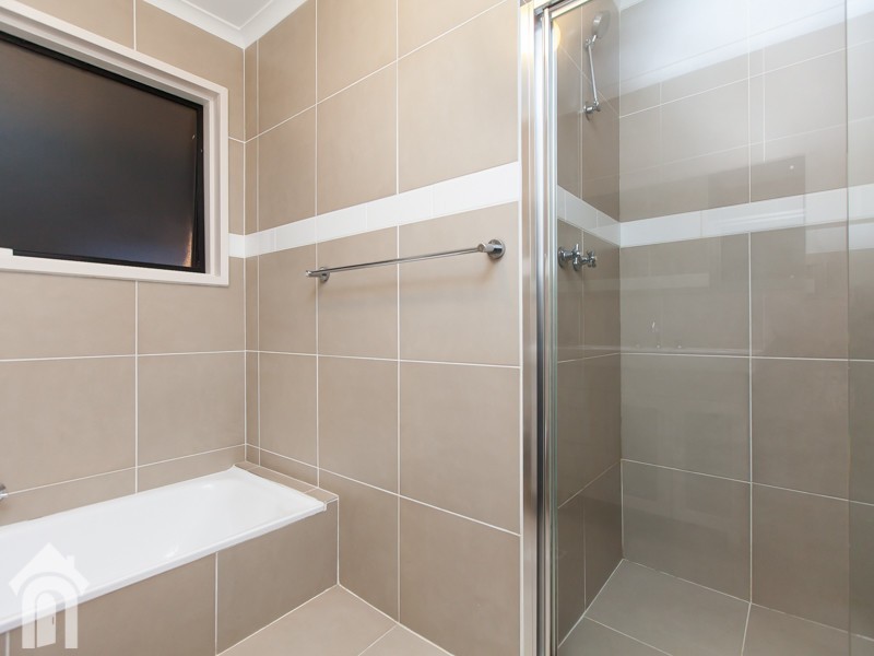 221 Reynell Road, Happy Valley SA 5159