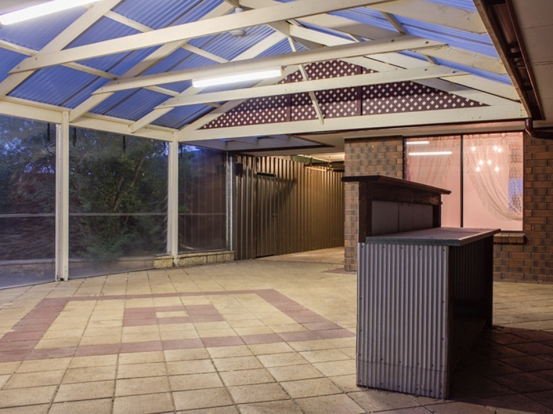 4 Deakin Court, Trott Park SA 5158