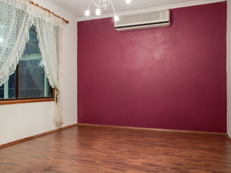 4 Deakin Court, Trott Park SA 5158