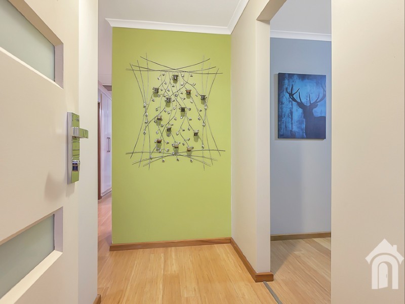 10 Warburton Drive, Woodcroft SA 5162