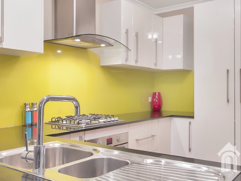 10 Warburton Drive, Woodcroft SA 5162