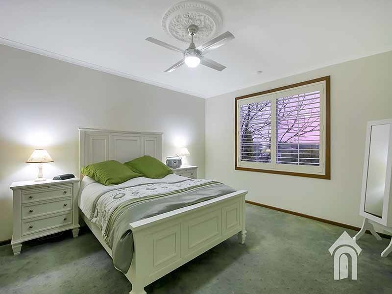 12 Cornwall Court, Woodcroft SA 5162
